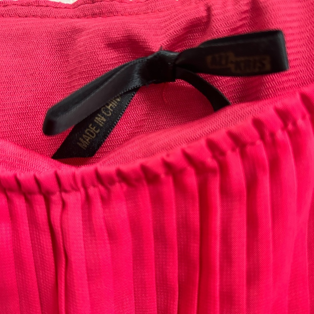 Ali & Kris Pink Ribbed Camisole Crop Top - Picture 3 of 3